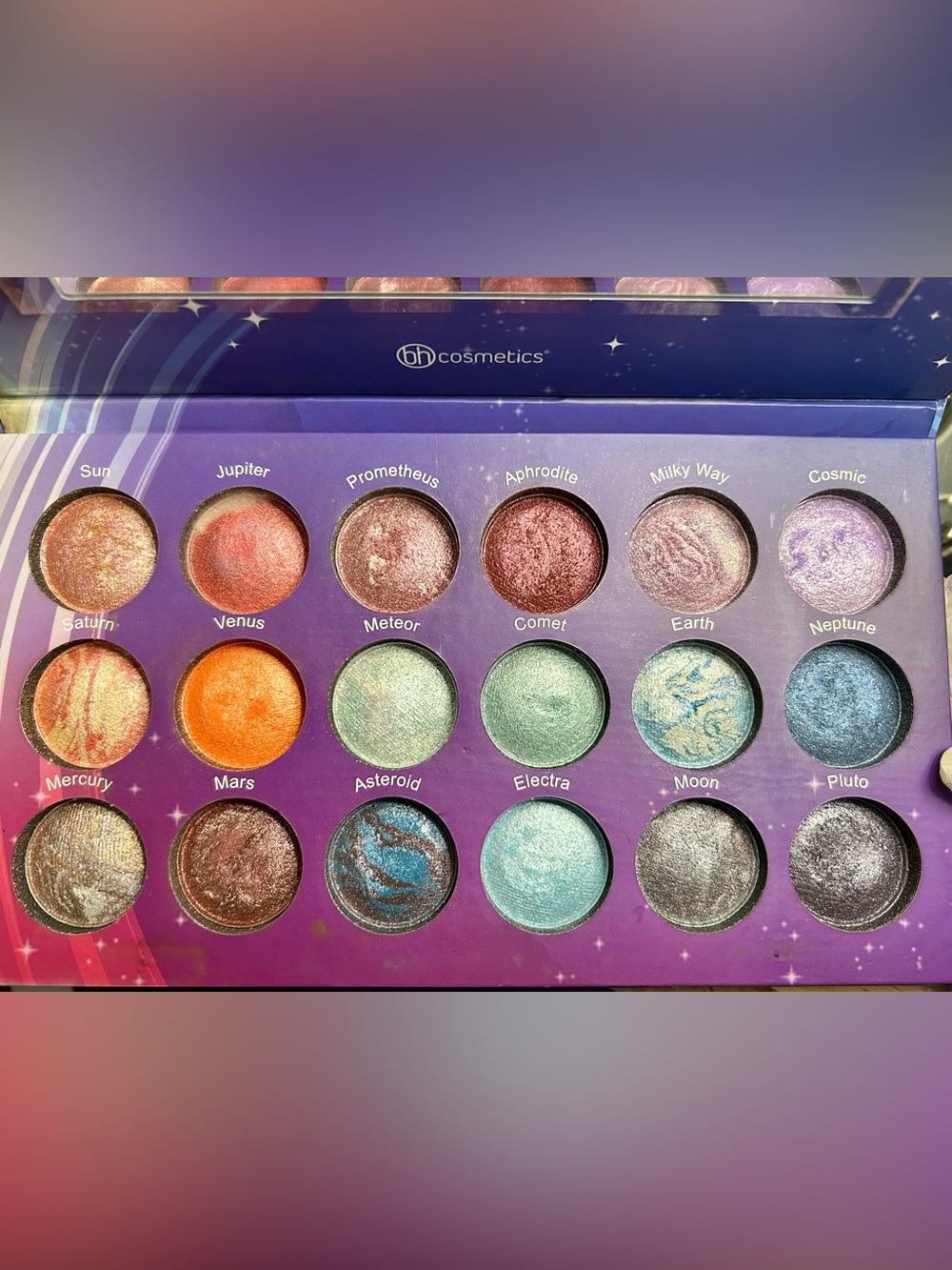 BH Cosmetics Galaxy Chic 18-Color Baked Eyeshadow Palette - Purple Pink